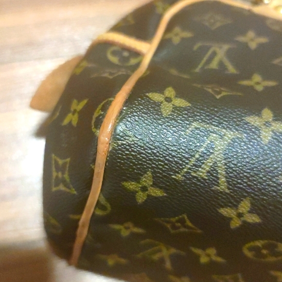 Authentic Louis Vitton Handbag - Picture 11 of 13